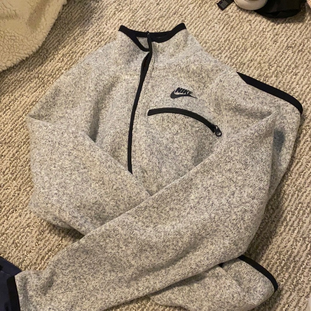Nike zip up